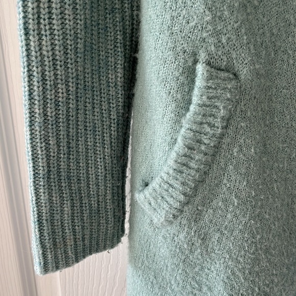Cozy teal cardigan - Picture 4 of 7